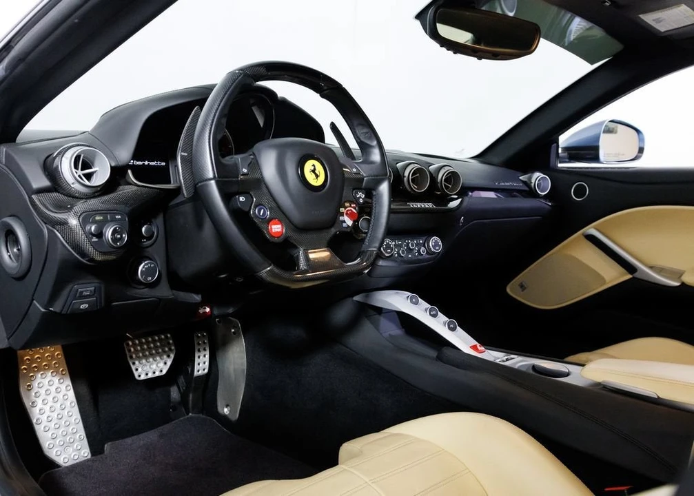 2017 Ferrari F12berlinetta - Image 14 of 31