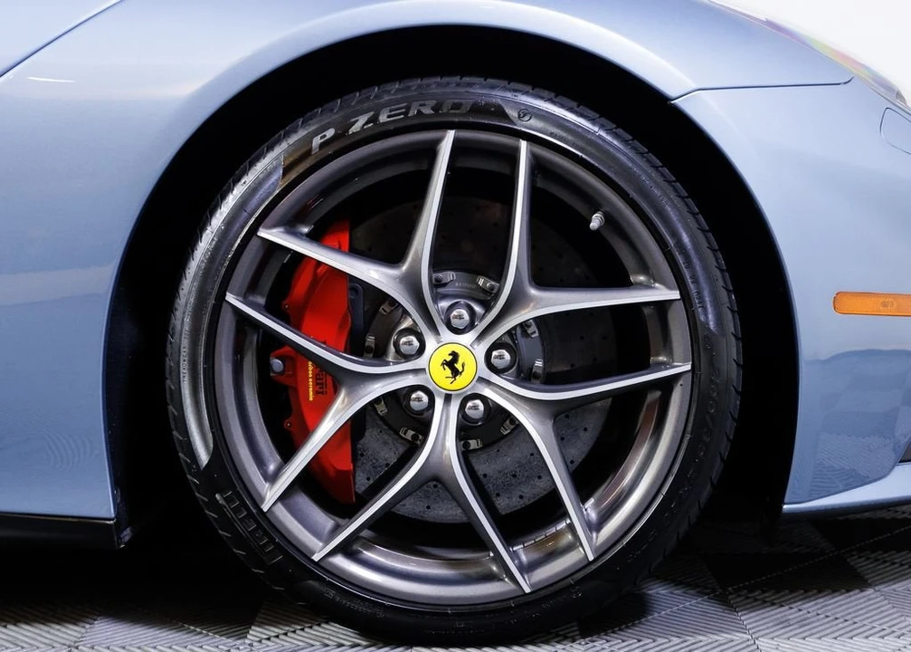 2017 Ferrari F12berlinetta - Image 8 of 31