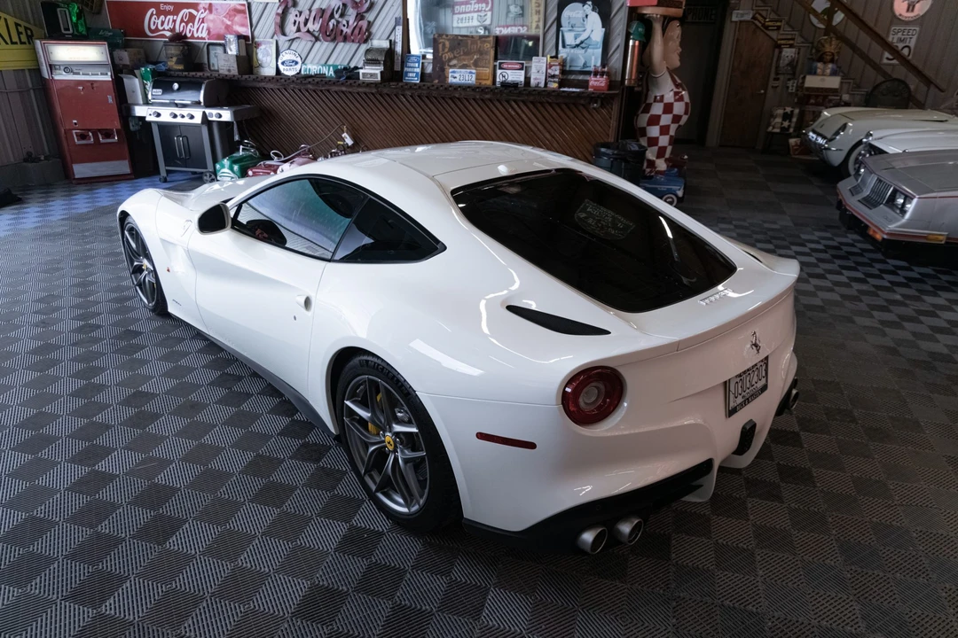 2017 Ferrari F12berlinetta - Image 21 of 31