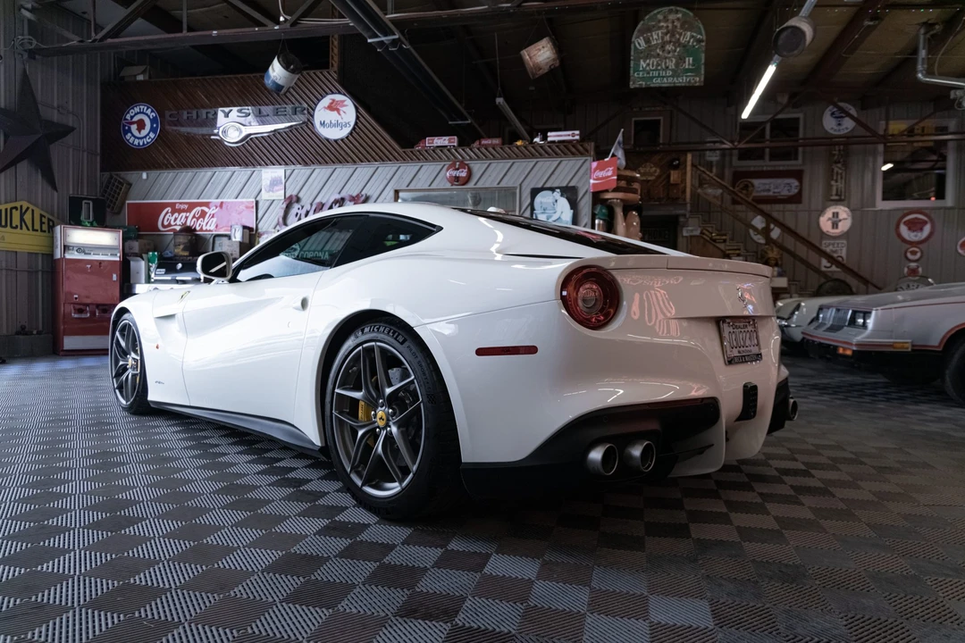 2017 Ferrari F12berlinetta - Image 20 of 31