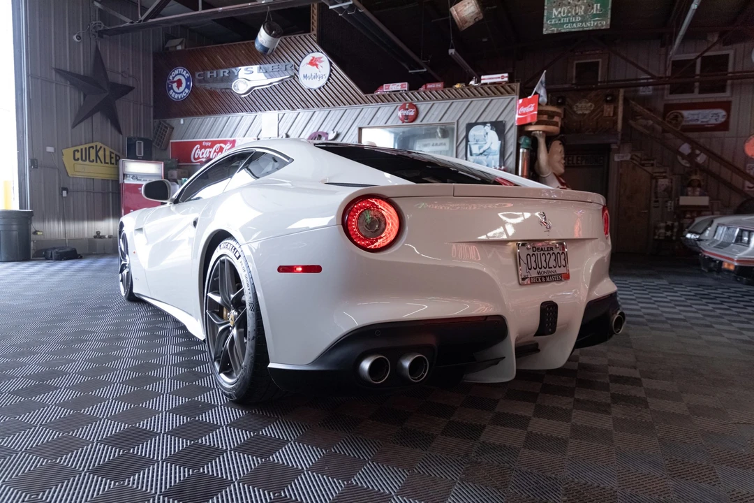2017 Ferrari F12berlinetta - Image 19 of 31