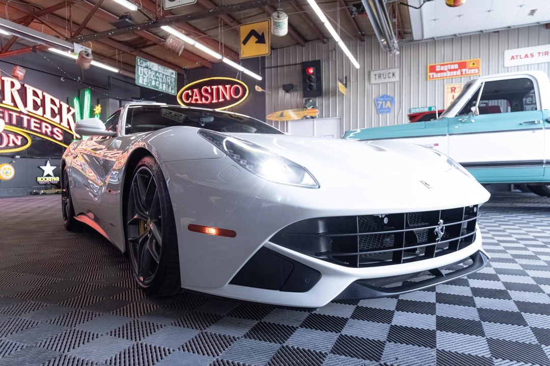 2017 Ferrari F12berlinetta - Image 2 of 31