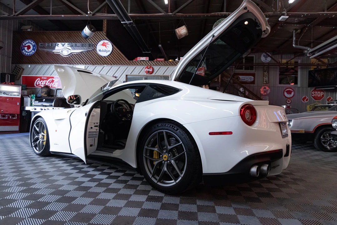 2017 Ferrari F12berlinetta - Image 31 of 31