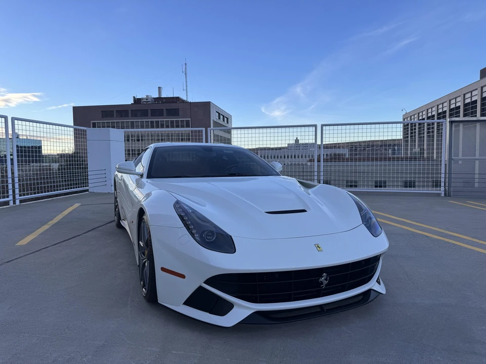 2017 Ferrari F12berlinetta - Image 5 of 31
