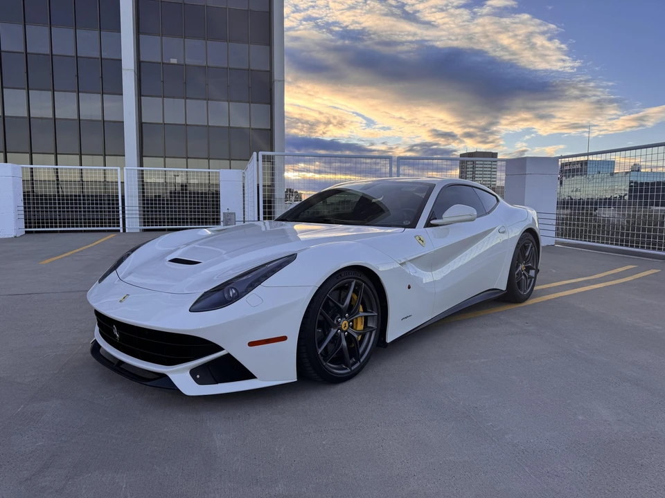 2017 Ferrari F12berlinetta - Image 2 of 31