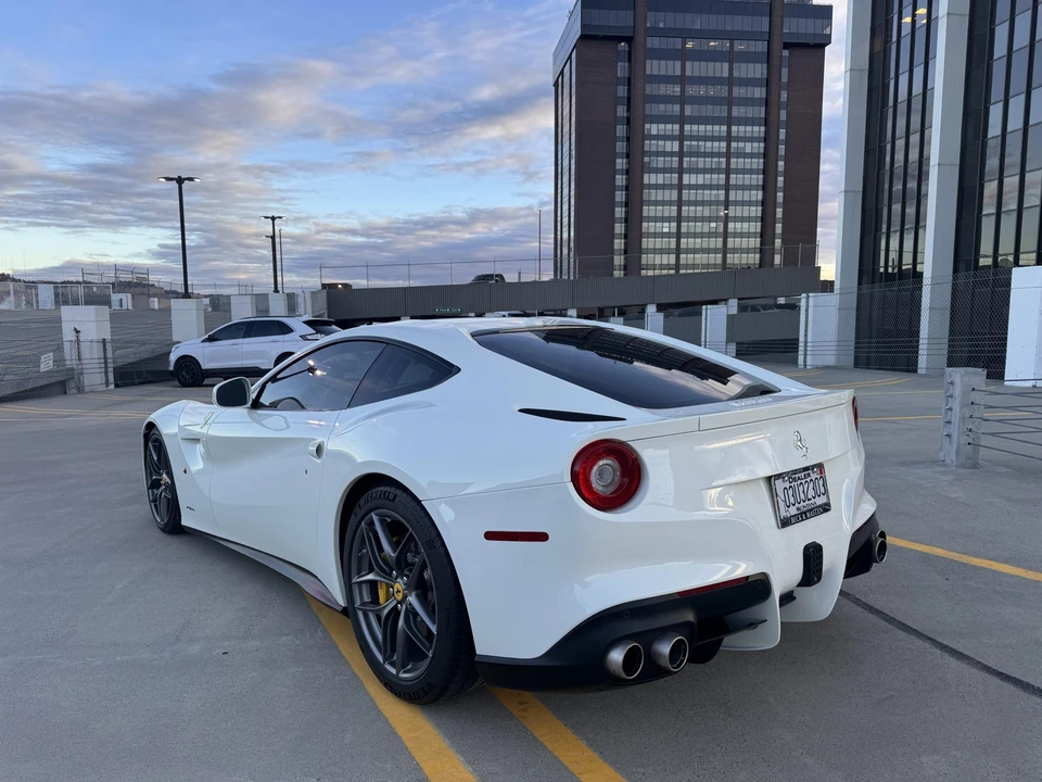 2017 Ferrari F12berlinetta - Image 11 of 31