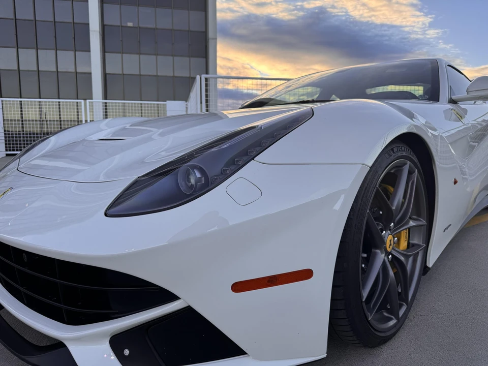 2017 Ferrari F12berlinetta - Image 24 of 31