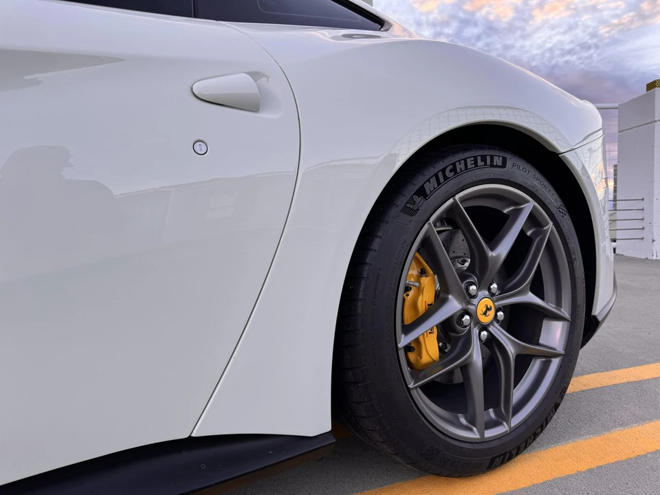 2017 Ferrari F12berlinetta - Image 29 of 31