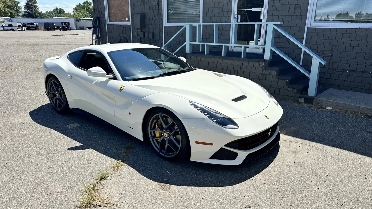 2017 Ferrari F12berlinetta - Image 4 of 31