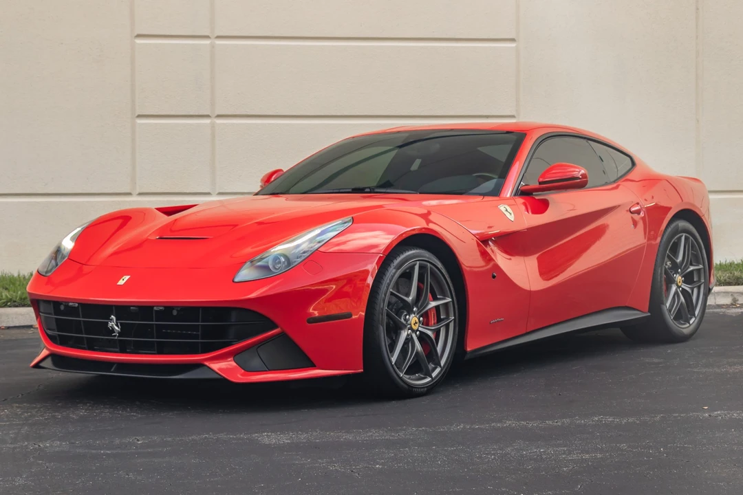 2017 Ferrari F12berlinetta - Image 2 of 31