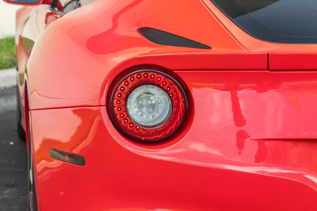 2017 Ferrari F12berlinetta - Image 18 of 31