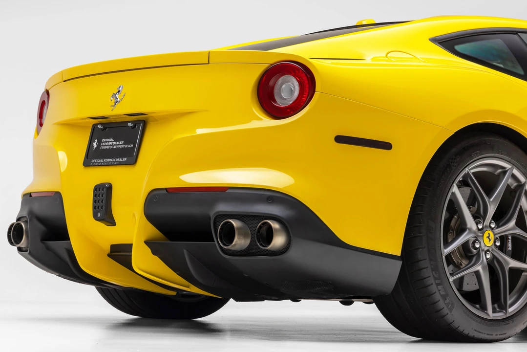 2017 Ferrari F12berlinetta - Image 17 of 31