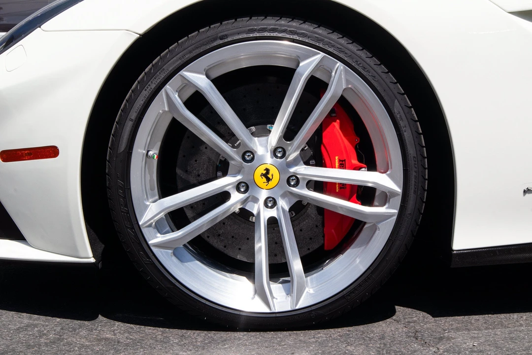 2017 Ferrari F12berlinetta - Image 13 of 21
