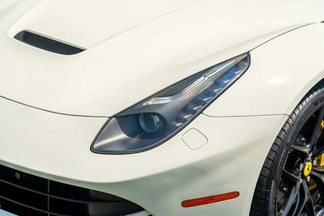 2017 Ferrari F12berlinetta - Image 23 of 31