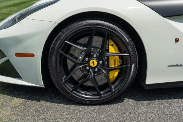 2017 Ferrari F12berlinetta - Image 9 of 31