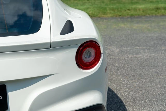 2017 Ferrari F12berlinetta - Image 13 of 31