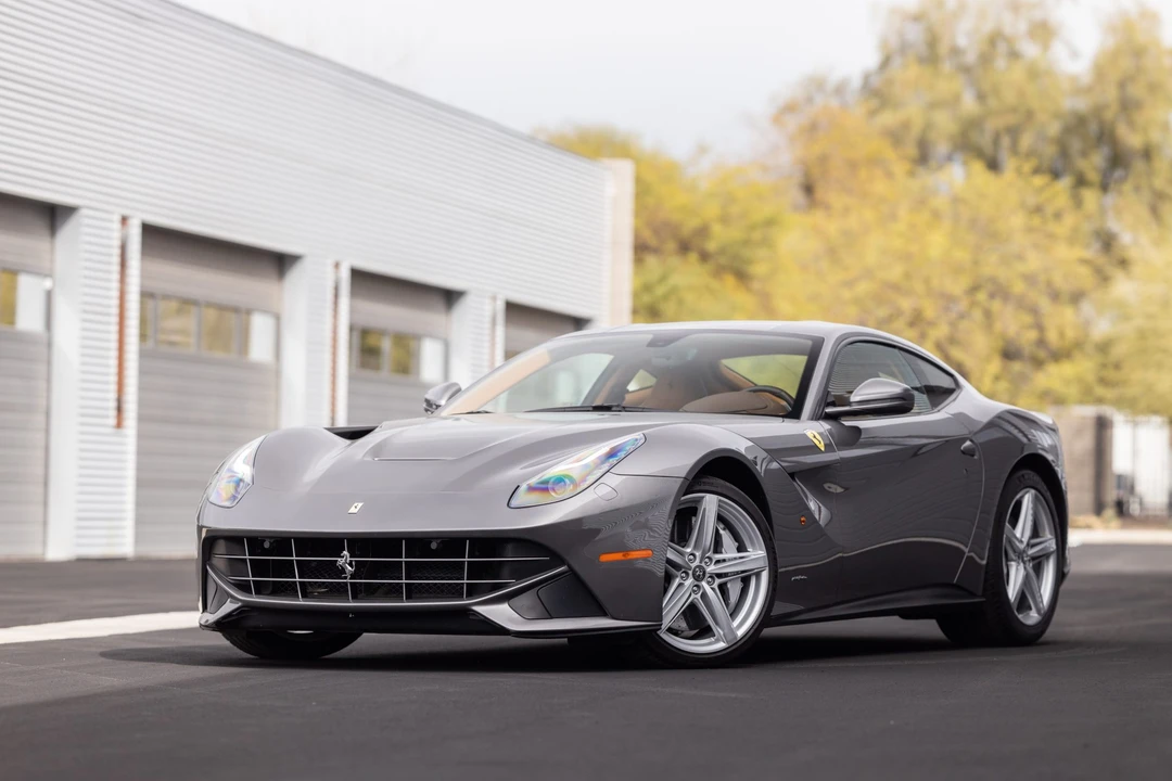 2017 Ferrari F12berlinetta - Image 3 of 31