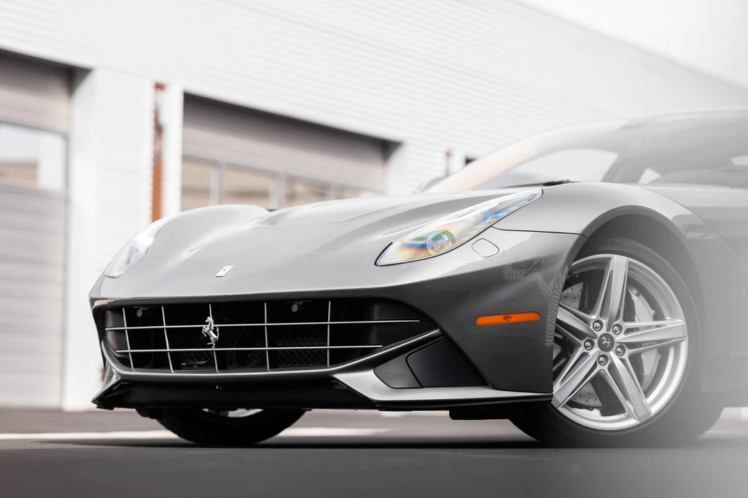 2017 Ferrari F12berlinetta - Image 27 of 31