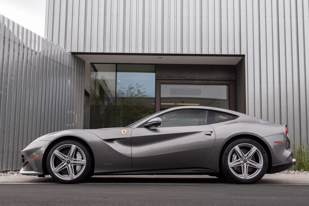 2017 Ferrari F12berlinetta - Image 6 of 31