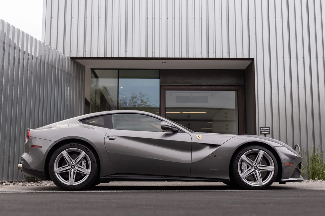 2017 Ferrari F12berlinetta - Image 26 of 31