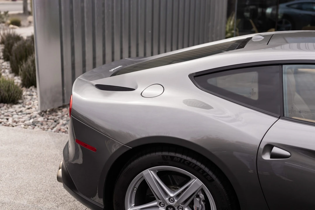 2017 Ferrari F12berlinetta - Image 30 of 31