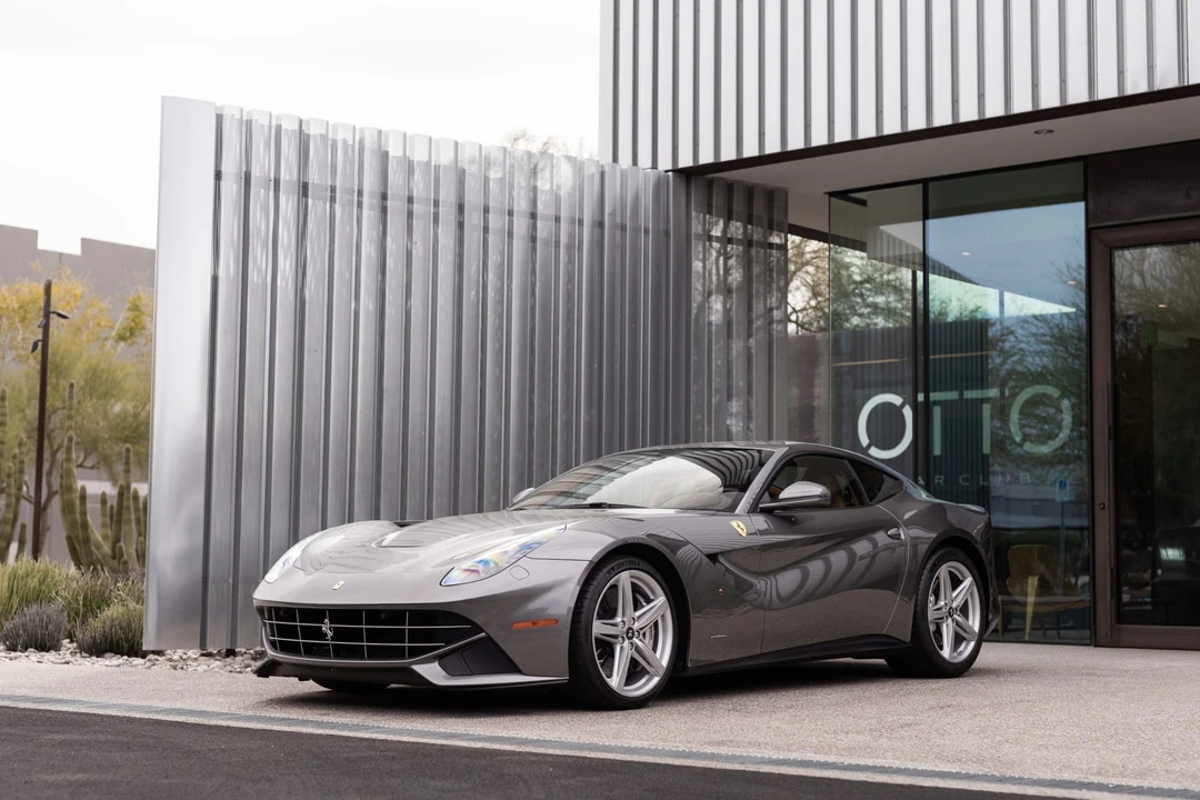 2017 Ferrari F12berlinetta - Image 23 of 31