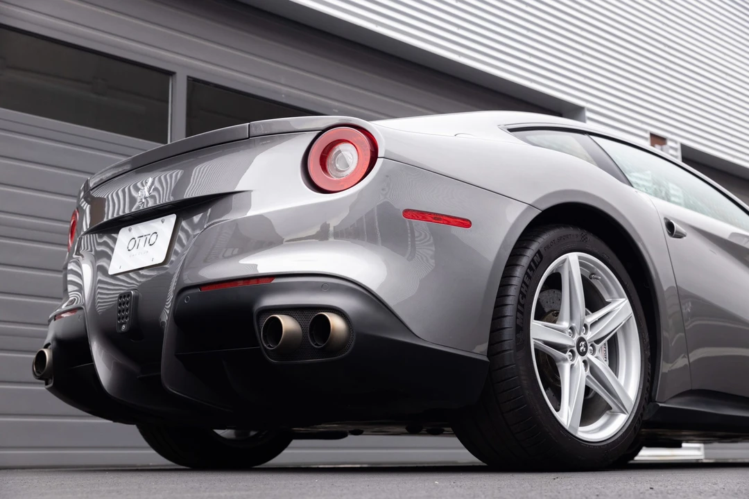 2017 Ferrari F12berlinetta - Image 28 of 31