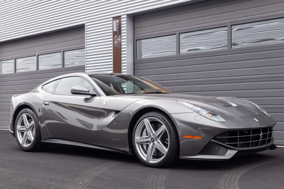 2017 Ferrari F12berlinetta - Image 13 of 31