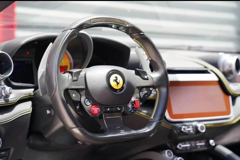 2017 Ferrari GTC4Lusso - Image 14 of 19