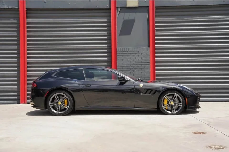 2017 Ferrari GTC4Lusso - Image 7 of 19