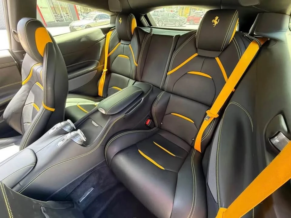 2017 Ferrari GTC4Lusso - Image 15 of 19
