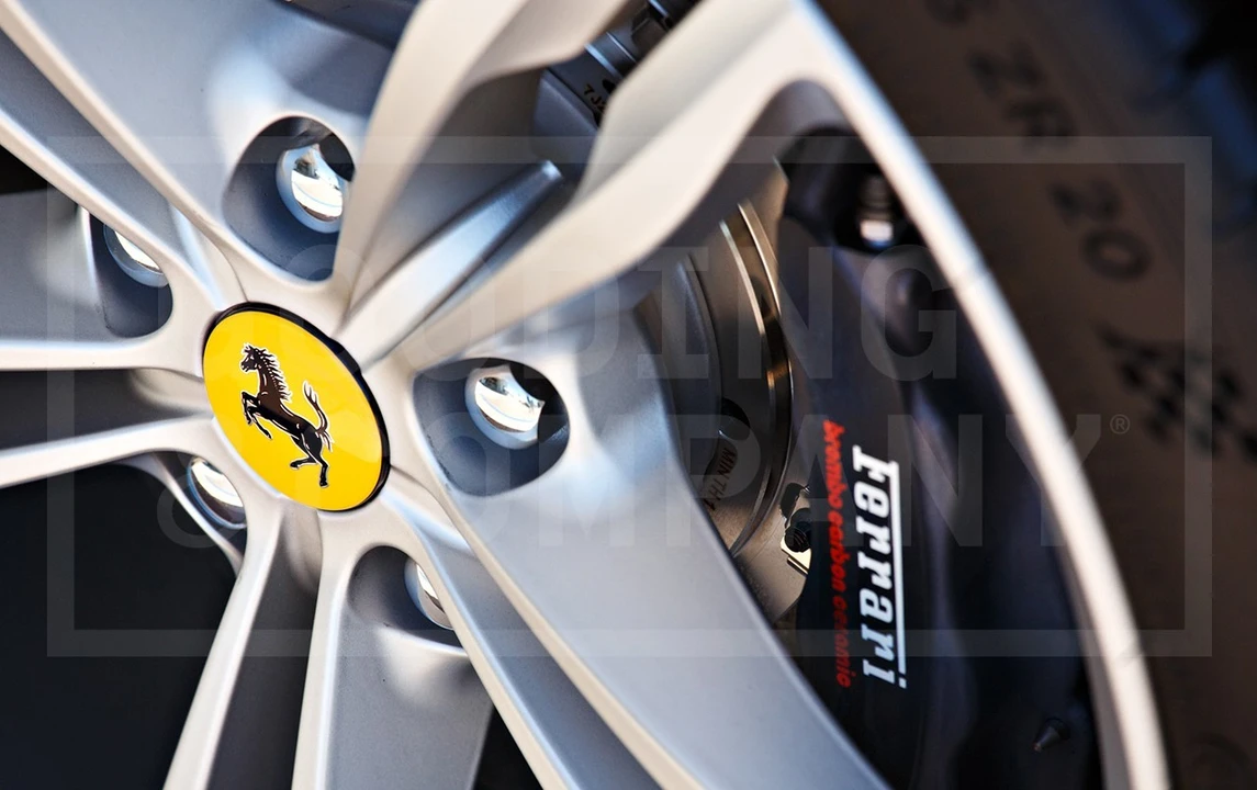 2017 Ferrari GTC4Lusso - Image 17 of 21