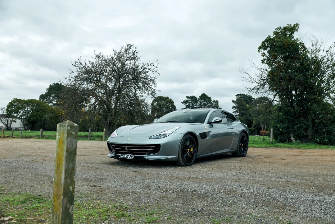 2017 Ferrari GTC4Lusso T - Image 3 of 31