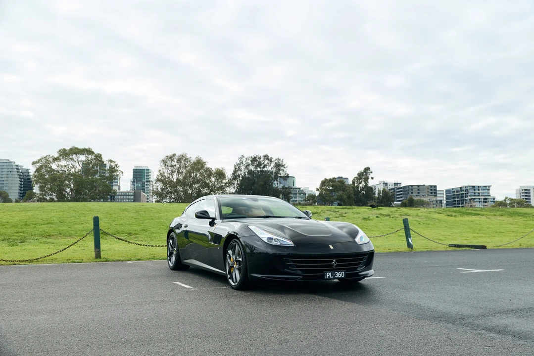 2017 Ferrari GTC4Lusso T - Image 3 of 31