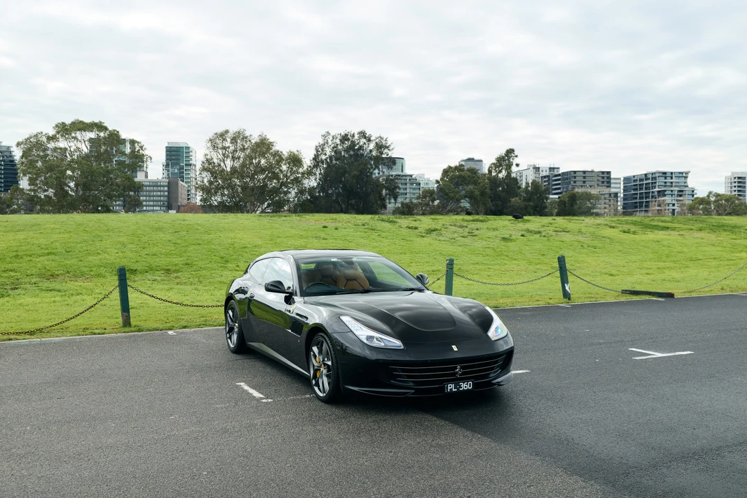 2017 Ferrari GTC4Lusso T - Image 11 of 31