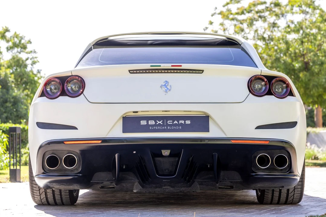2017 Ferrari GTC4Lusso - Image 6 of 21
