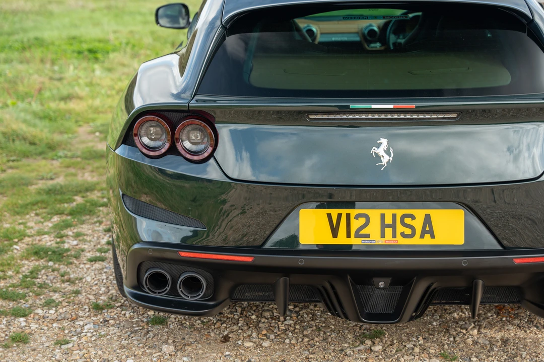2017 Ferrari GTC4Lusso - Image 28 of 31