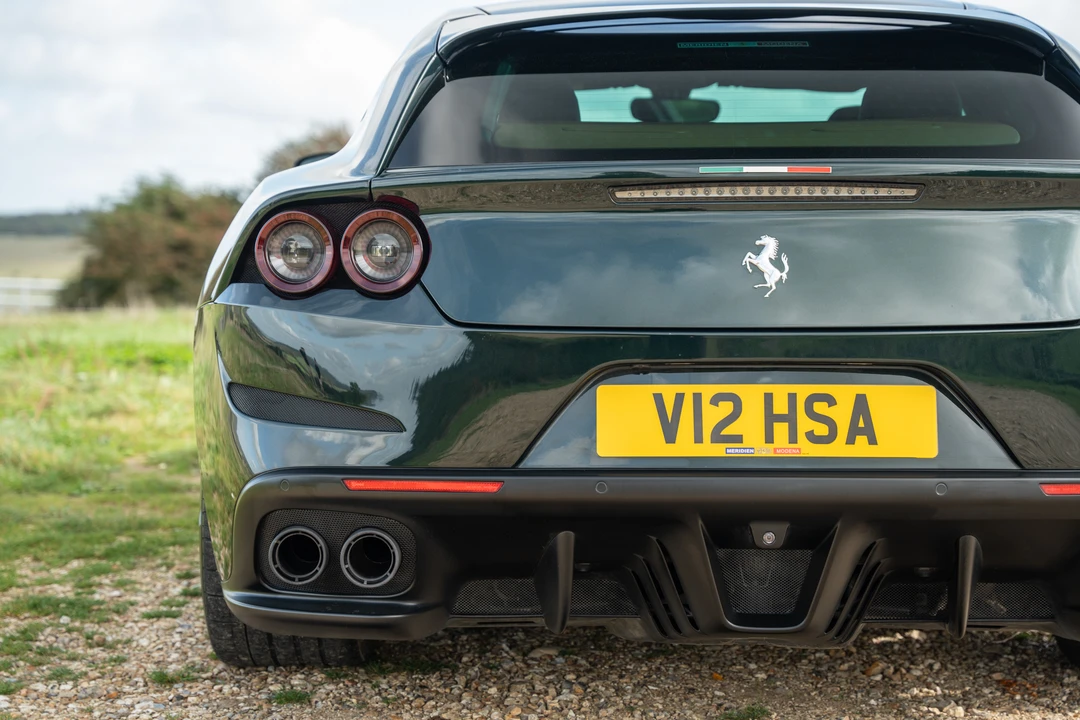 2017 Ferrari GTC4Lusso - Image 29 of 31
