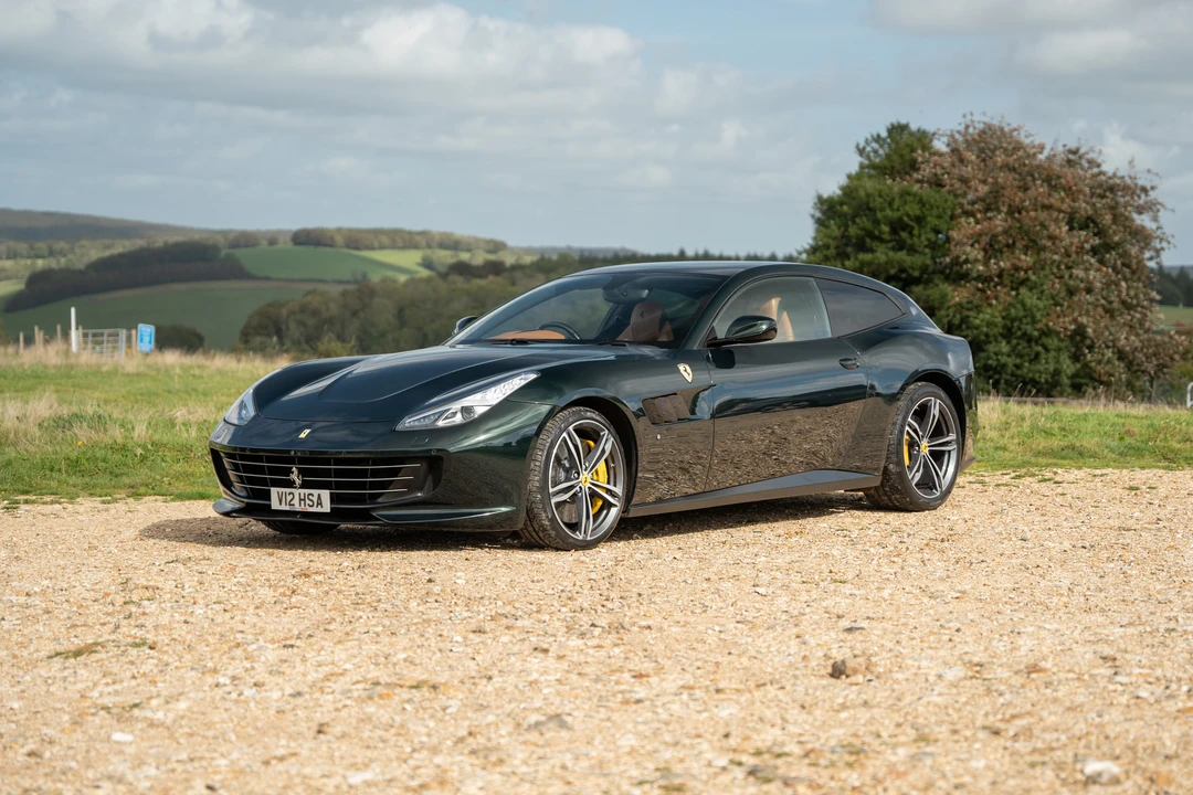 2017 Ferrari GTC4Lusso - Image 10 of 31