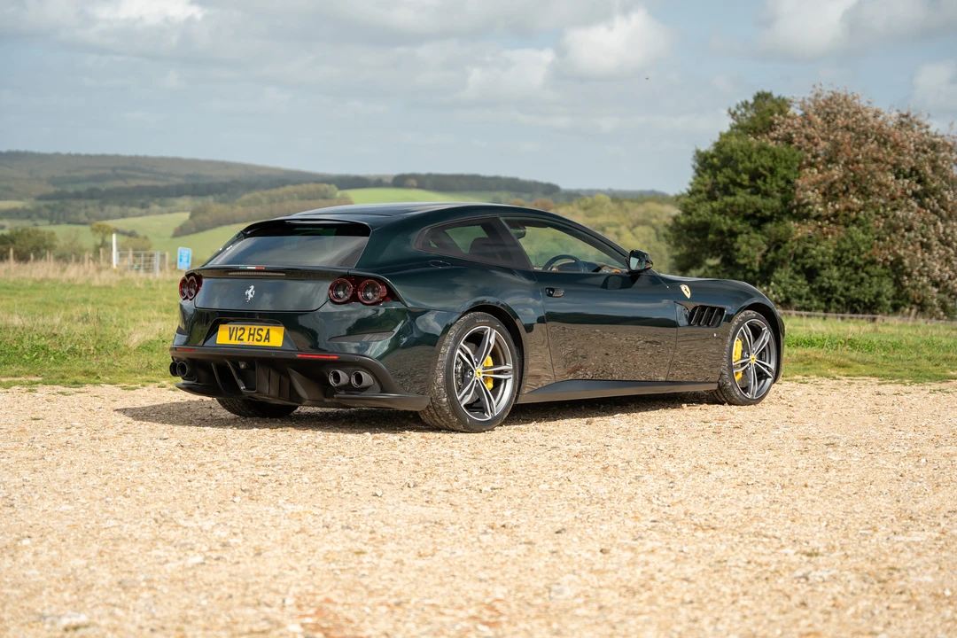 2017 Ferrari GTC4Lusso - Image 14 of 31