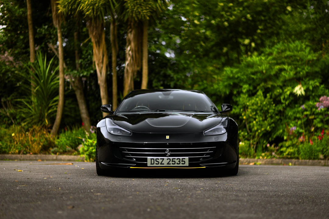 2017 Ferrari GTC4Lusso - Image 2 of 31