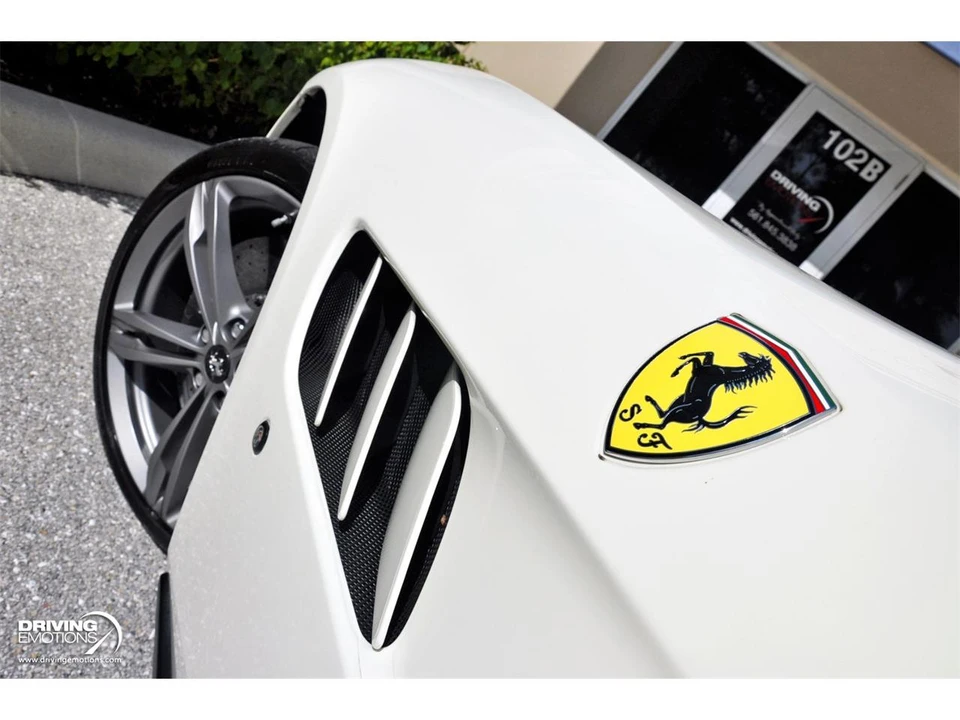 2017 Ferrari GTC4Lusso - Image 29 of 31