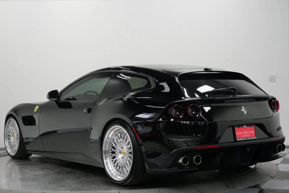 2017 Ferrari GTC4Lusso - Image 6 of 16
