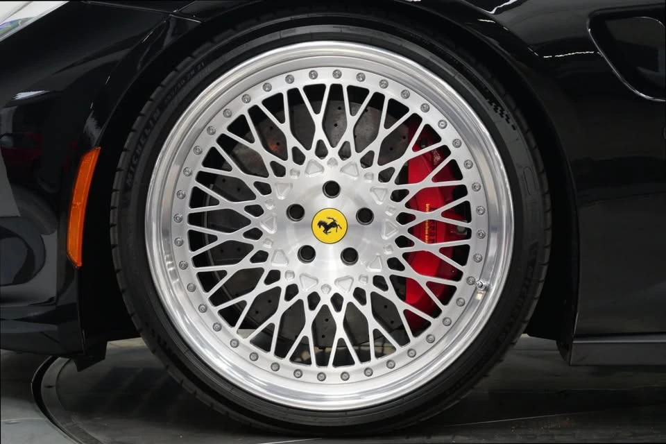 2017 Ferrari GTC4Lusso - Image 7 of 16