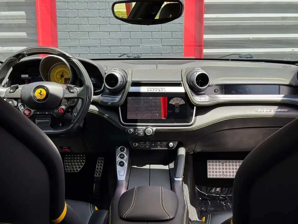 2017 Ferrari GTC4Lusso - Image 11 of 15