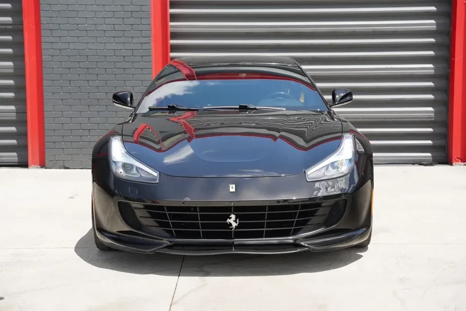 2017 Ferrari GTC4Lusso - Image 6 of 15
