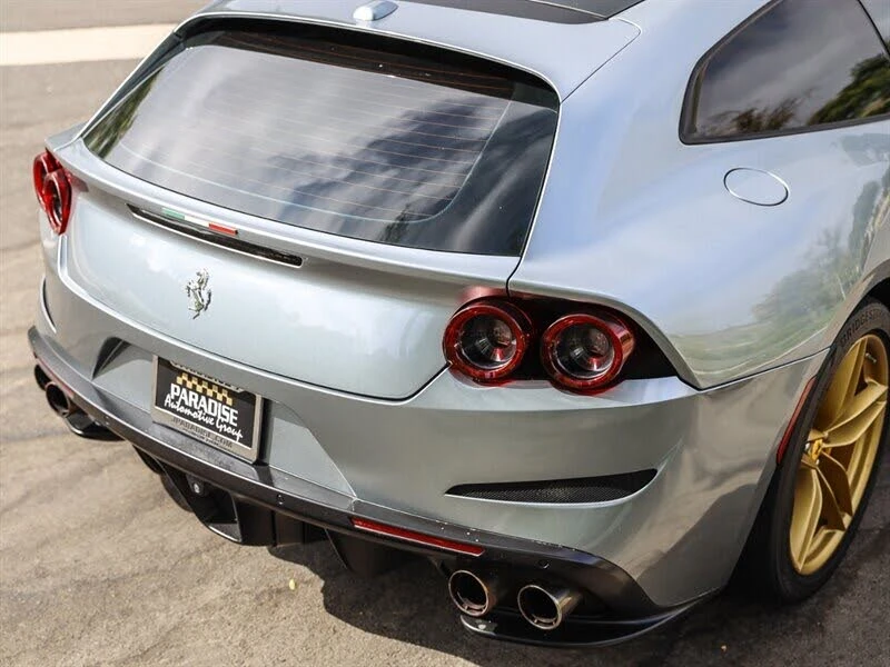 2017 Ferrari GTC4Lusso - Image 12 of 31