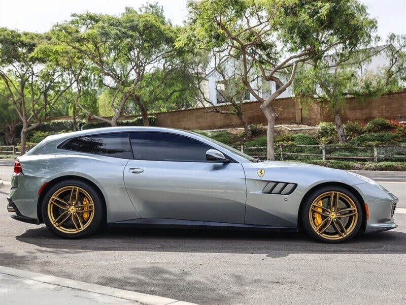 2017 Ferrari GTC4Lusso - Image 4 of 31