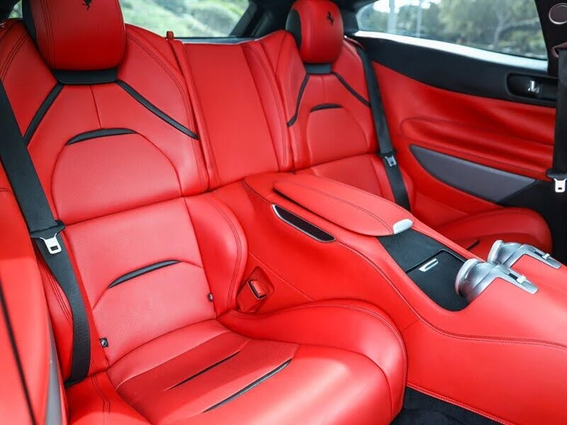 2017 Ferrari GTC4Lusso - Image 17 of 31