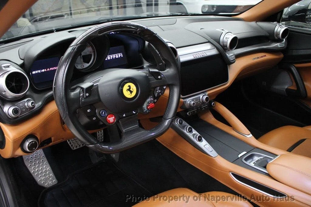 2017 Ferrari GTC4Lusso - Image 20 of 31